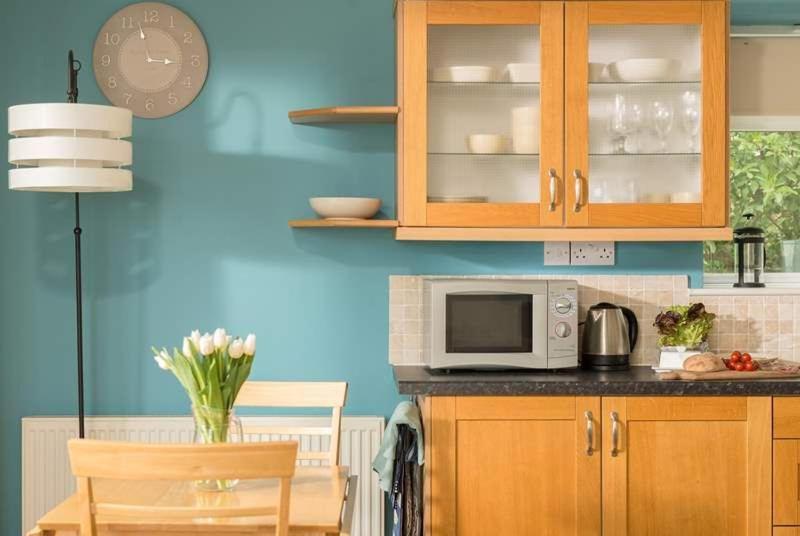 Holiday home Cosy Beachfront Retreat With Stunning Sea Views & Free Access To A Local Indoor Pool
